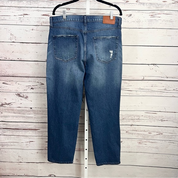Lucky Brand Blue Boy Mid-Rise Relaxed Straight Leg Distressed Jeans Size 12/31 - Picture 6 of 13